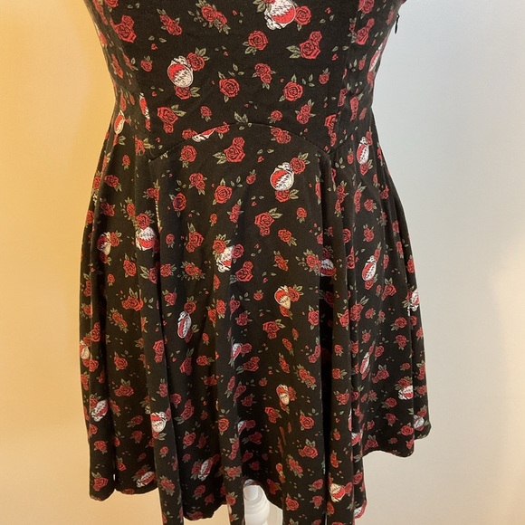 5. By Junkfood Grateful Dead Skull Red Roses Mini dress Spaghetti Straps SZ S - Picture 3 of 10